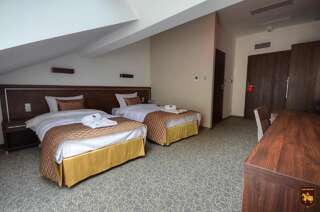 Апарт-отели CTKiR Browar Probus Олава Двухместный номер с 2 отдельными кроватями и ванной комнатой-4